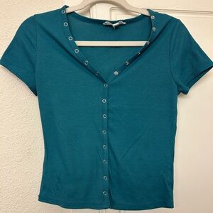 Green Tee Snap Front Teal Blue Hippe Rose Medium